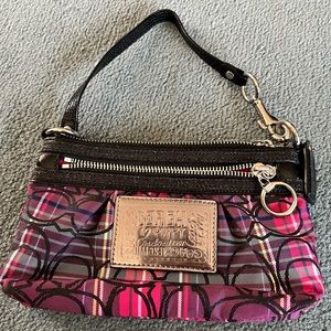 Coach Poppy Wristlet